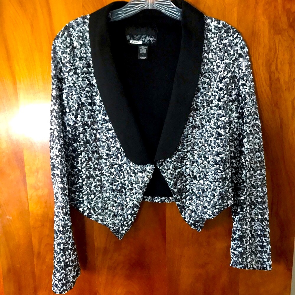 Daytrip Sequined Dressy Blazer (S):Perfect for NYE